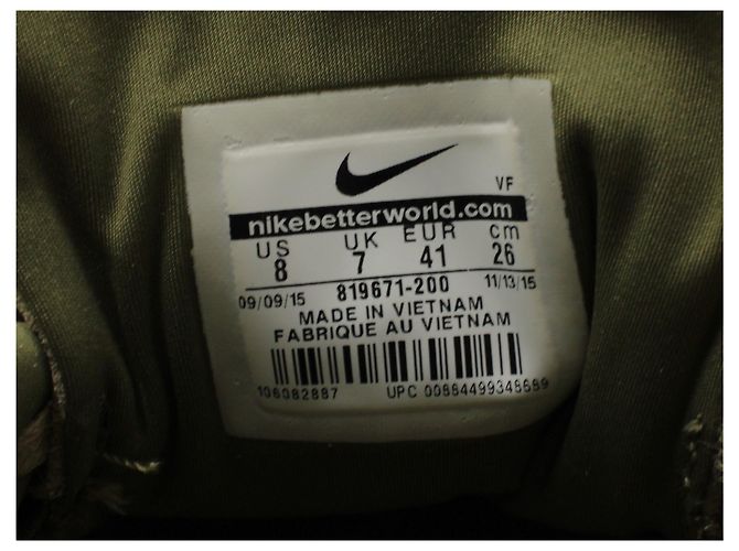 Nike Ultra XT in camoscio kaki Verde Cachi - vista 7
