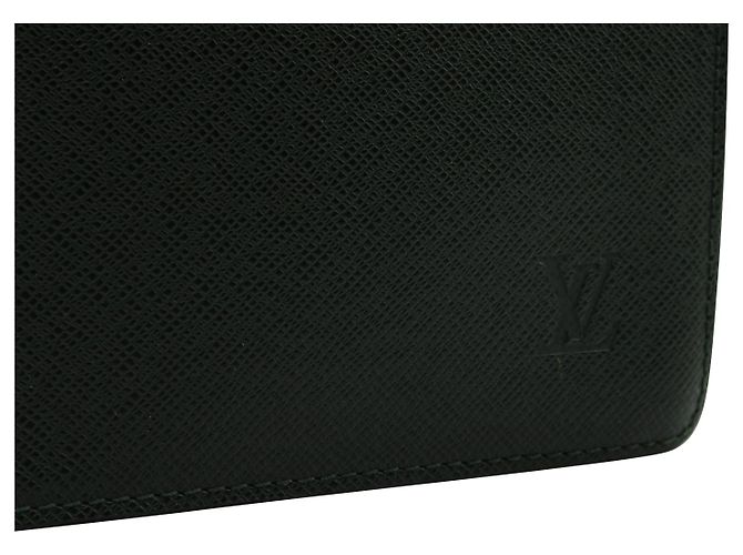 Louis Vuitton Sac Porte-documents Robusto en Cuir Épi Vert Foncé - vue 6