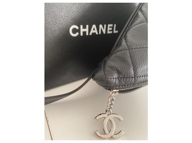 Marsupio Chanel in pelle martellata nera Nero - vista 12