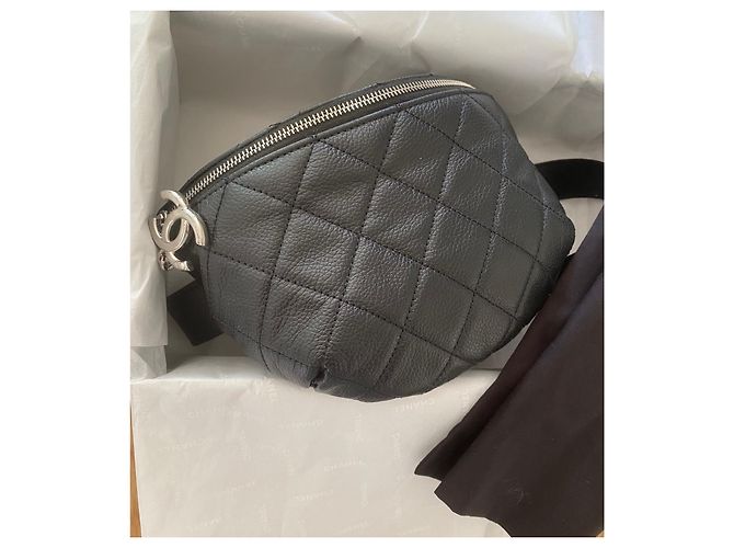 Marsupio Chanel in pelle martellata nera Nero - vista 17