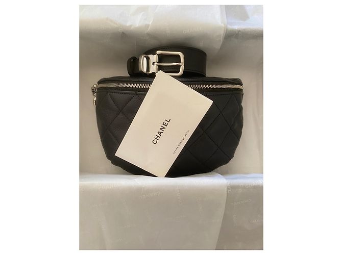 Marsupio Chanel in pelle martellata nera Nero - vista 3