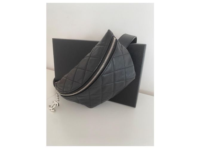 Marsupio Chanel in pelle martellata nera Nero - vista 9