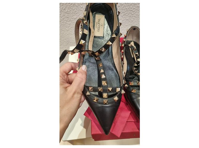 Valentino Sandalen aus schwarzem Leder - Ansicht 2