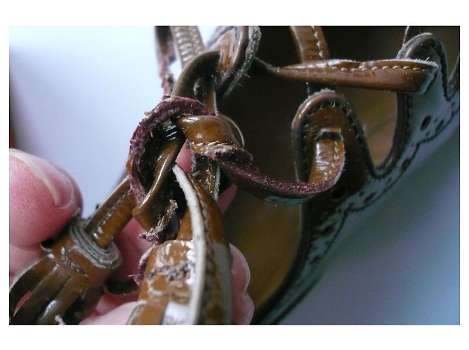 Hermès HERMES Derby in vernice caramello T37 IT - vista 9