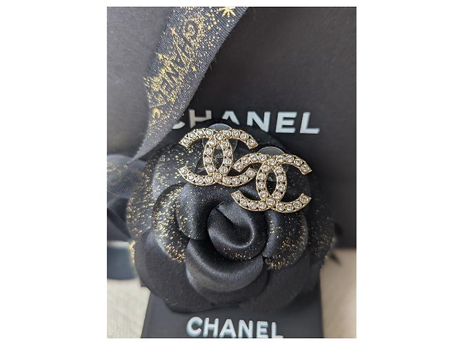 Chanel CC B19S Logo Crystal GHW Coco Mark Scatola Orecchini Ricevuta D'oro - vista 2