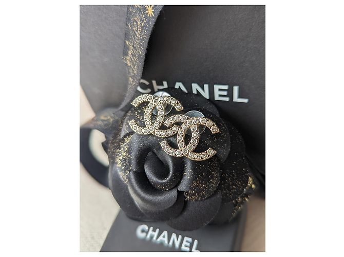 Chanel CC B19S Logo Crystal GHW Coco Mark Scatola Orecchini Ricevuta D'oro - vista 3