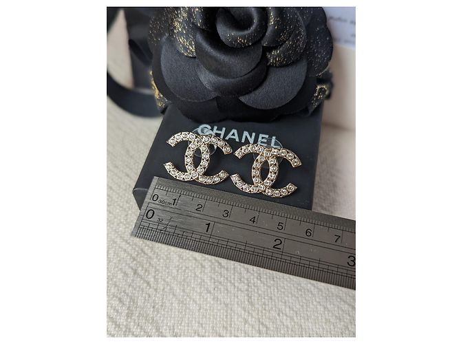 Chanel CC B19S Logo Crystal GHW Coco Mark Scatola Orecchini Ricevuta D'oro - vista 4
