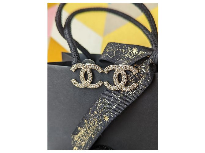 Chanel CC B19S Logo Crystal GHW Coco Mark Scatola Orecchini Ricevuta D'oro - vista 8