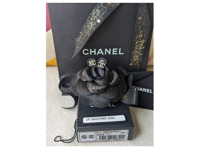 Chanel CC A13V Classic Kristall-Silber-Hardware-Logo-Ohrringe Box-Tag - Ansicht 11
