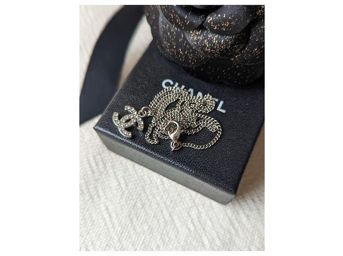 Chanel CC B12V logo classico intramontabile cofanetto per collana in cristallo docs Argento - vista 6