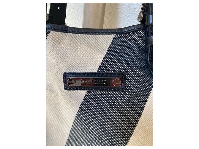 Borsa a mano Burberry nera in tela e pelle Nero - vista 9