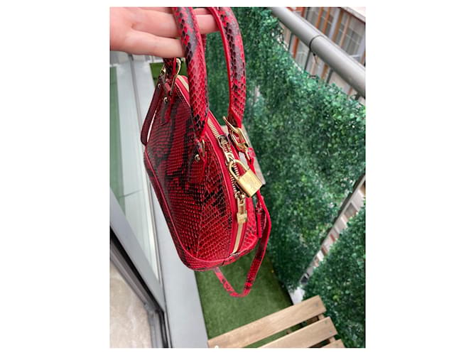 Louis Vuitton Alma BB Python Rot Handtasche - Ansicht 4