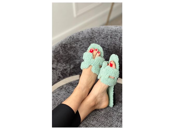 Sandali Oran Hermès in shearling verde acqua 39 - vista 3