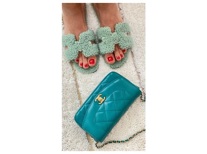 Sandali Oran Hermès in shearling verde acqua 39 - vista 4