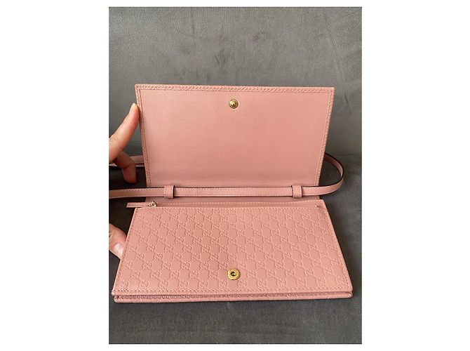 Borsa a tracolla Gucci Micro Guccissima in pelle rosa - vista 10