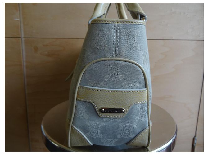 Borsa a mano Céline Boogie in pelle celeste e tela monogrammata Blu chiaro - vista 2
