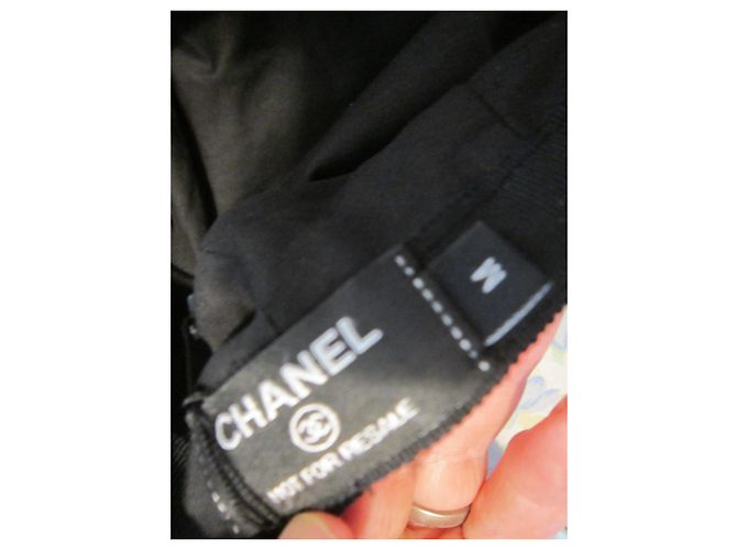 Chanel Mütze aus schwarzem Samt - Ansicht 7