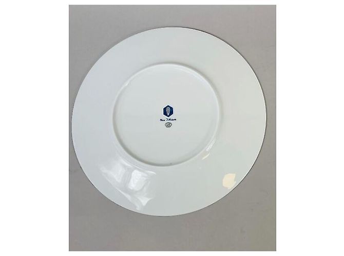 Hermès HERMES Paris: Dish/Cake plate "Bleu d'ailleurs" model in blue and white porcelain. - view 4