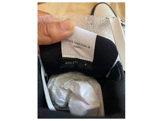 Louis Vuitton Sneaker LV Monogram Nero Bianco - vista 4