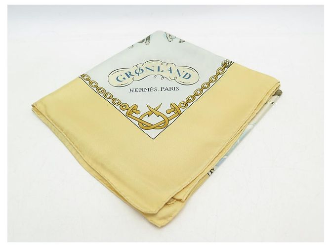 Hermès SCIARPA QUADRATA HERMES GRONLAND LEDOUX 90 SETA GIALLA + SCATOLA SCIARPA IN SETA Giallo - vista 12