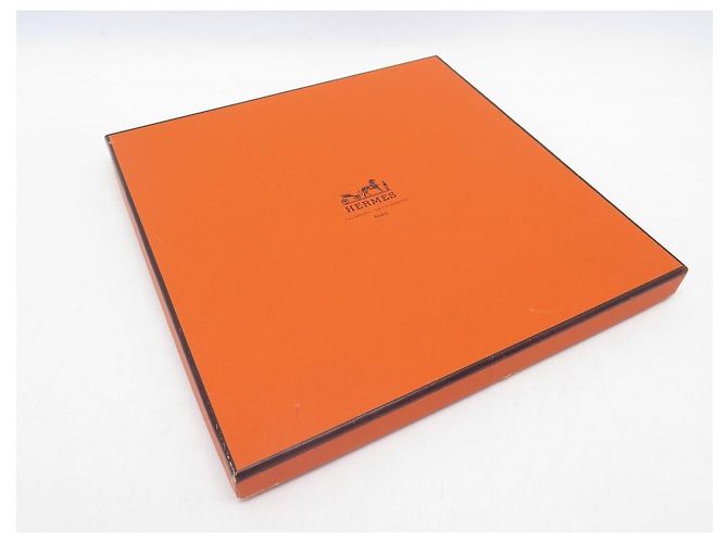 Hermès SCIARPA QUADRATA HERMES GRONLAND LEDOUX 90 SETA GIALLA + SCATOLA SCIARPA IN SETA Giallo - vista 14