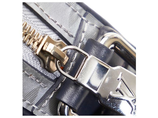 Louis Vuitton Grey Monogram Satellite Alpha Messenger Nero Grigio - vista 8