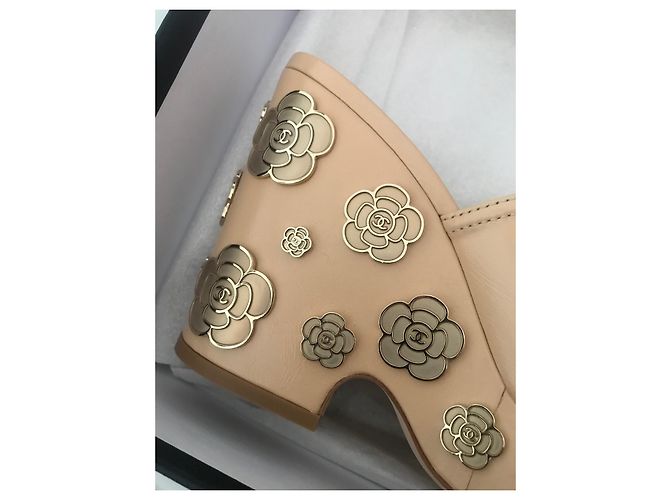 Chanel zuecos Beige - vista 10