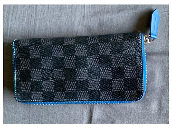 Louis Vuitton Vertical Zippy Damier Graphite Wallet - view 2