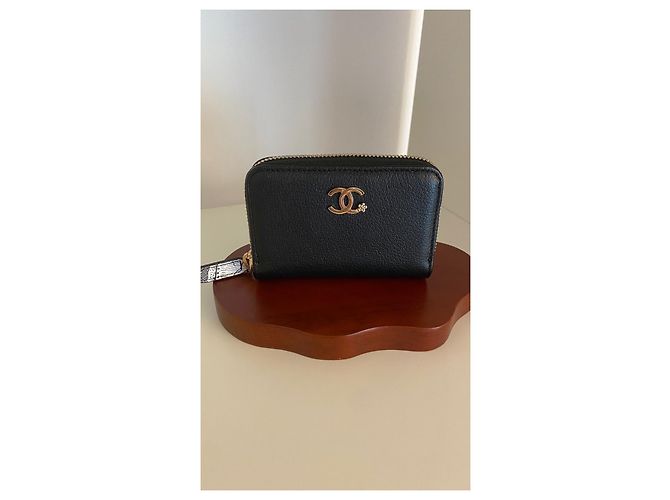 Girl Beautiful Chanel zipped card holder Black - view 5