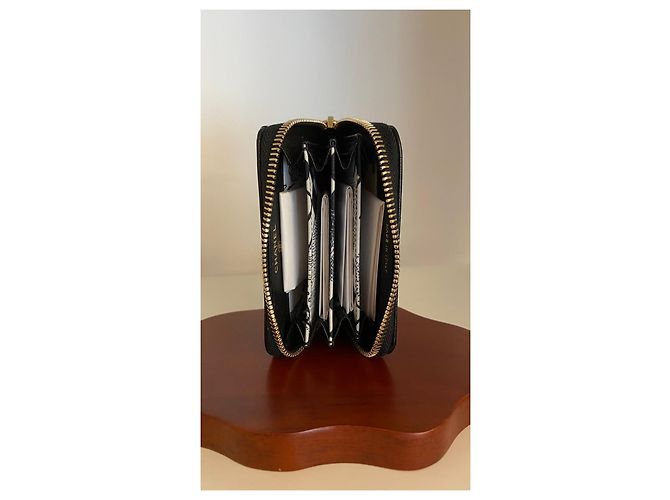Girl Beautiful Chanel zipped card holder Black - view 8