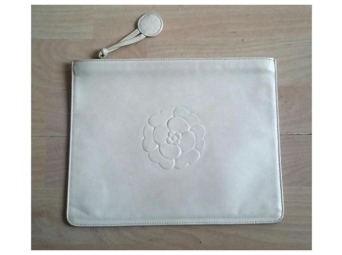 Chanel clutch, Egg shell, CC and Camellia logo Eggshell - view 2