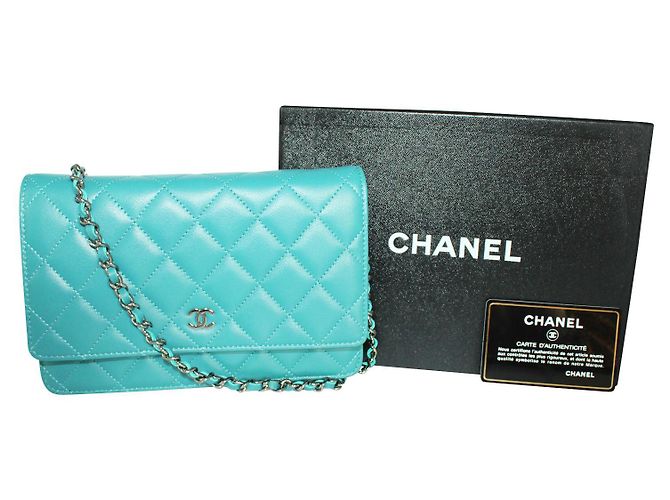 Wallet On Chain Chanel Portafoglio blu acqua con catena con "CC" argento - vista 11
