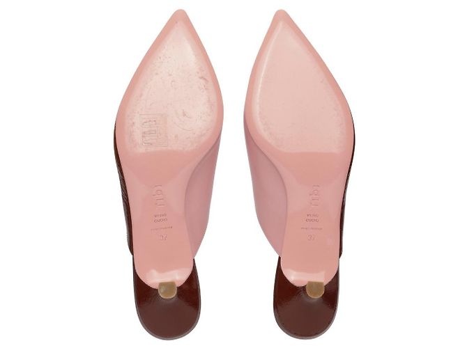 Tibi Frank Crinkle Patent Mule - vista 2