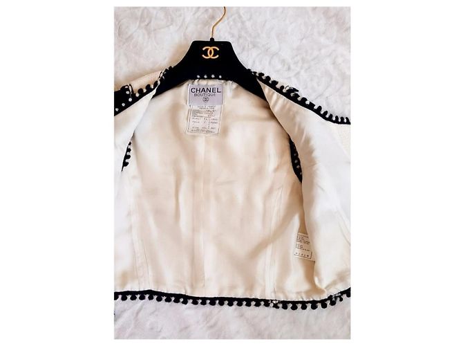 Chanel La petite veste noire Blanco roto - vista 6