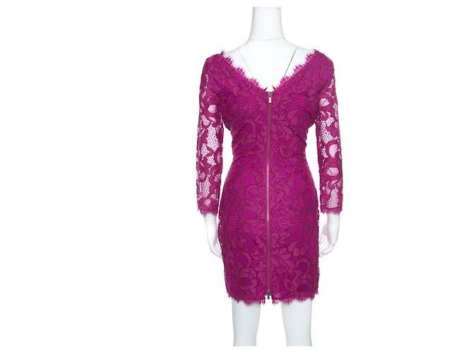 Diane Von Furstenberg DvF Zarita Spitzenkleid mit U-Ausschnitt in Fuchsia - Ansicht 2