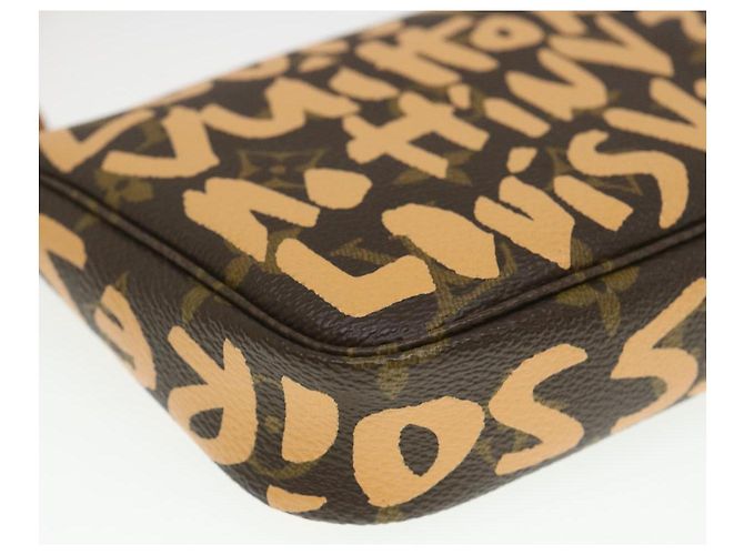 LOUIS VUITTON Monogram graffiti Pochette Accessori Pouch Orange LV Auth yk4130 Arancione - vista 15