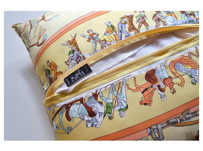 Cuscino in seta Hermès Yellow - view 14