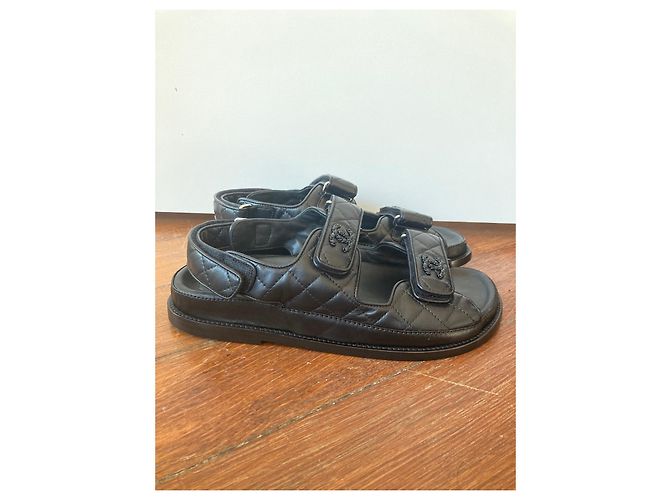 Sandali Chanel in pelle d'agnello neri Nero - vista 3