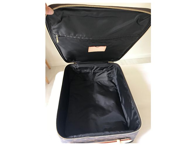 Valigia Louis Vuitton Pegasus Monogramma Marrone - vista 2