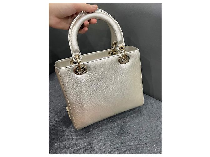 Limited Patch verzierte Lady Dior Handtasche Größe M Silber Hardware - Ansicht 2