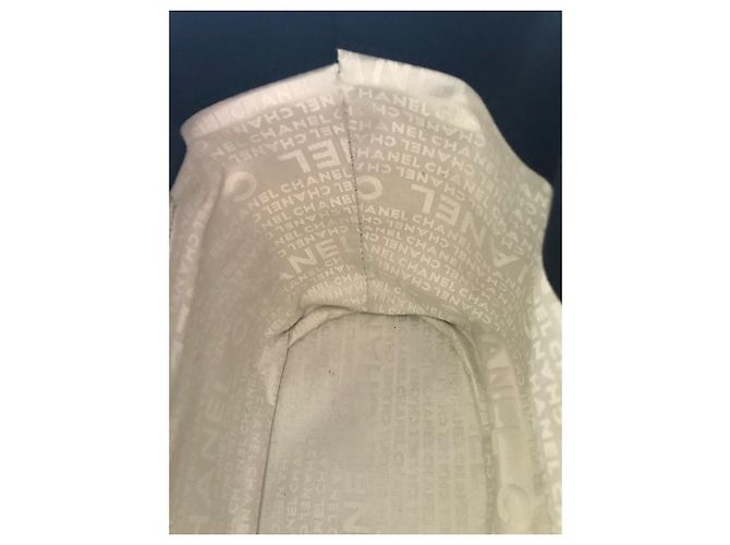 Borsa Chanel N in tela 5 Nero Bianco sporco - vista 3