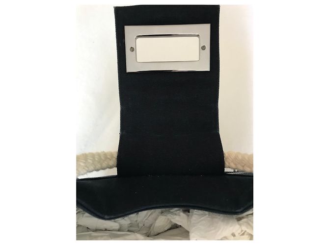 Borsa Chanel N in tela 5 Nero Bianco sporco - vista 8