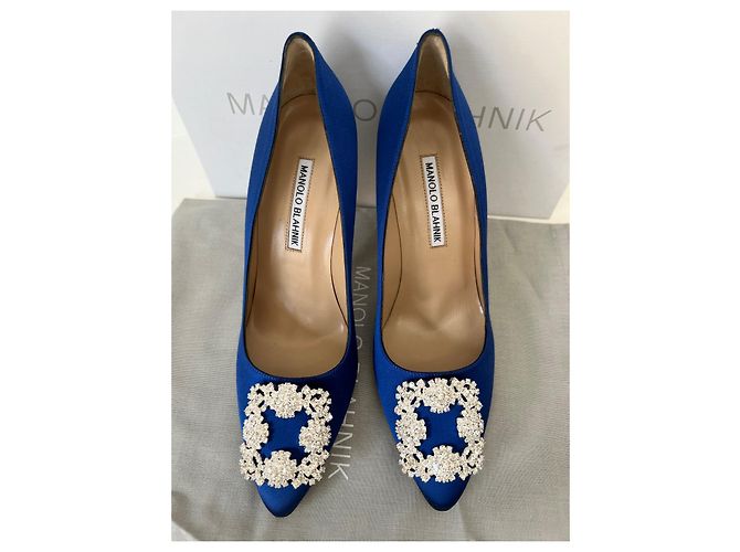 Décolleté Manolo Blahnik Hangisi in raso blu - vista 5