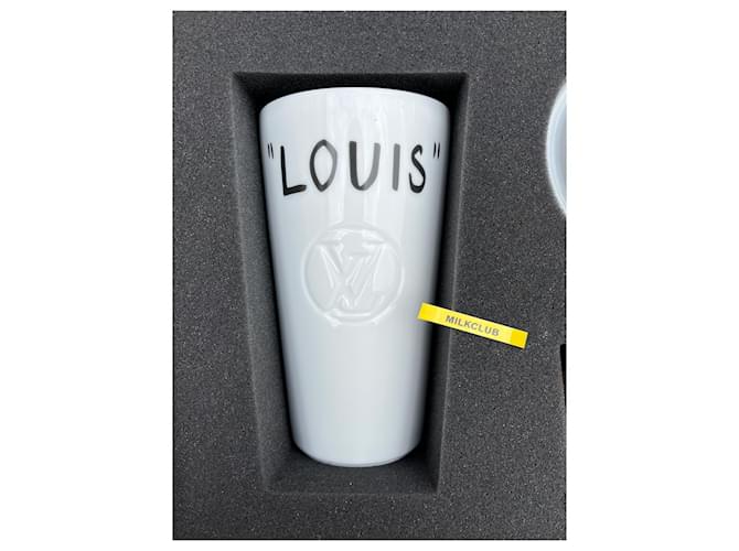 Louis Vuitton Louis Monogramme Porcelain Mug White - view 4