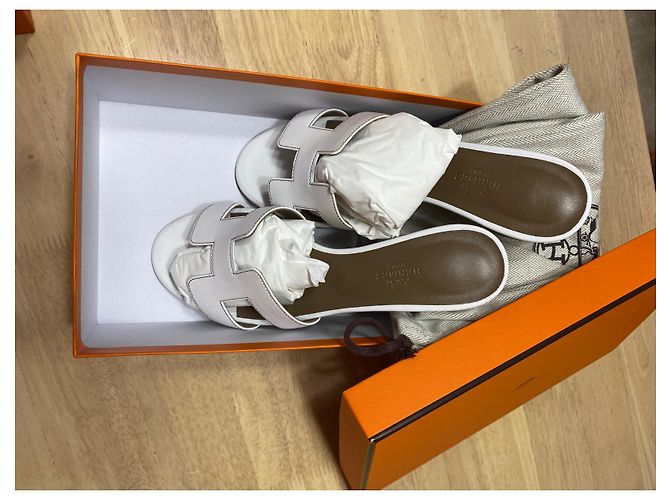 Sandali Hermès Oasis in pelle bianca Bianco - vista 6
