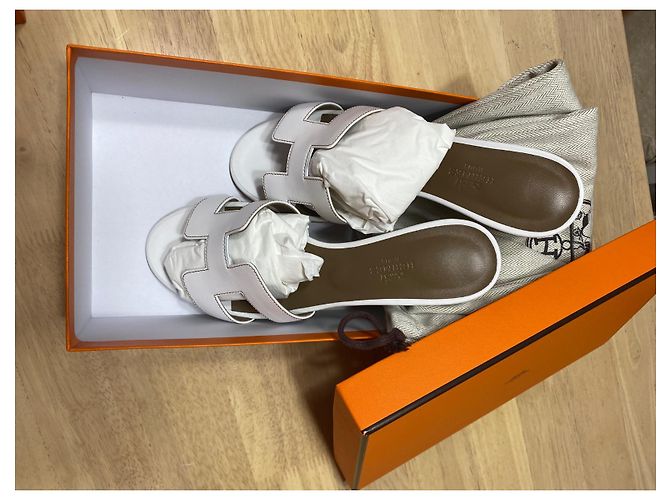 Sandali Hermès Oasis in pelle bianca Bianco - vista 7