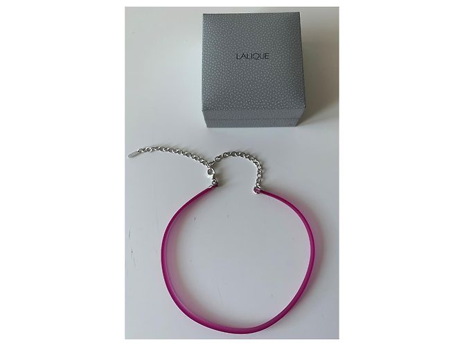 Collana Lalique in Silicone Rosa e Argento - vista 2