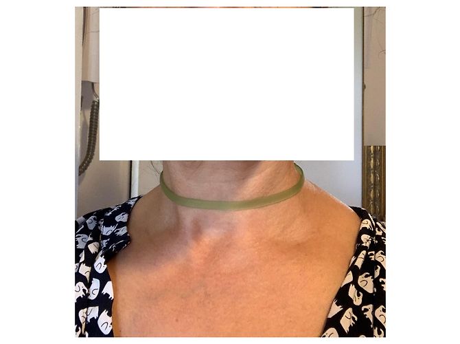 Collana Lalique in Silicone Verde Placcata Oro Argento - vista 14