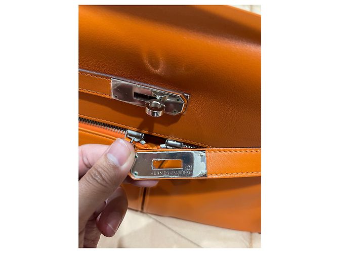Bolsa de mão Hermès Kelly Lakhis em couro laranja - vista 5
