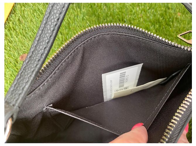 Borsa a tracolla Louis Vuitton nera empreinte pallas Nero - vista 5